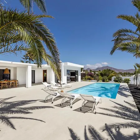 Villa Bellagio By Buenavillavilla De Lujo Con Piscina Privada Climatizada