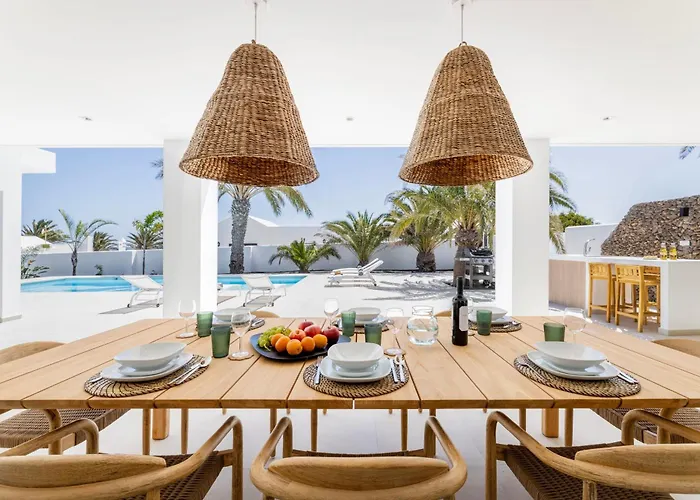 Villa Bellagio By Buenavillavilla De Lujo Con Piscina Privada Climatizada Playa Blanca (Lanzarote)